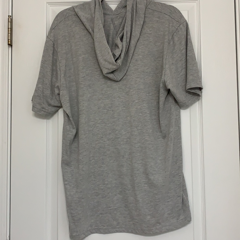 APPAREL COLLECTION HOODED T SHIRT